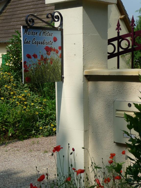 Maison D'Hotes Les Coquelicots Giverny Bagian luar foto